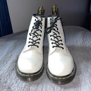 White Doc Martin 1460’s